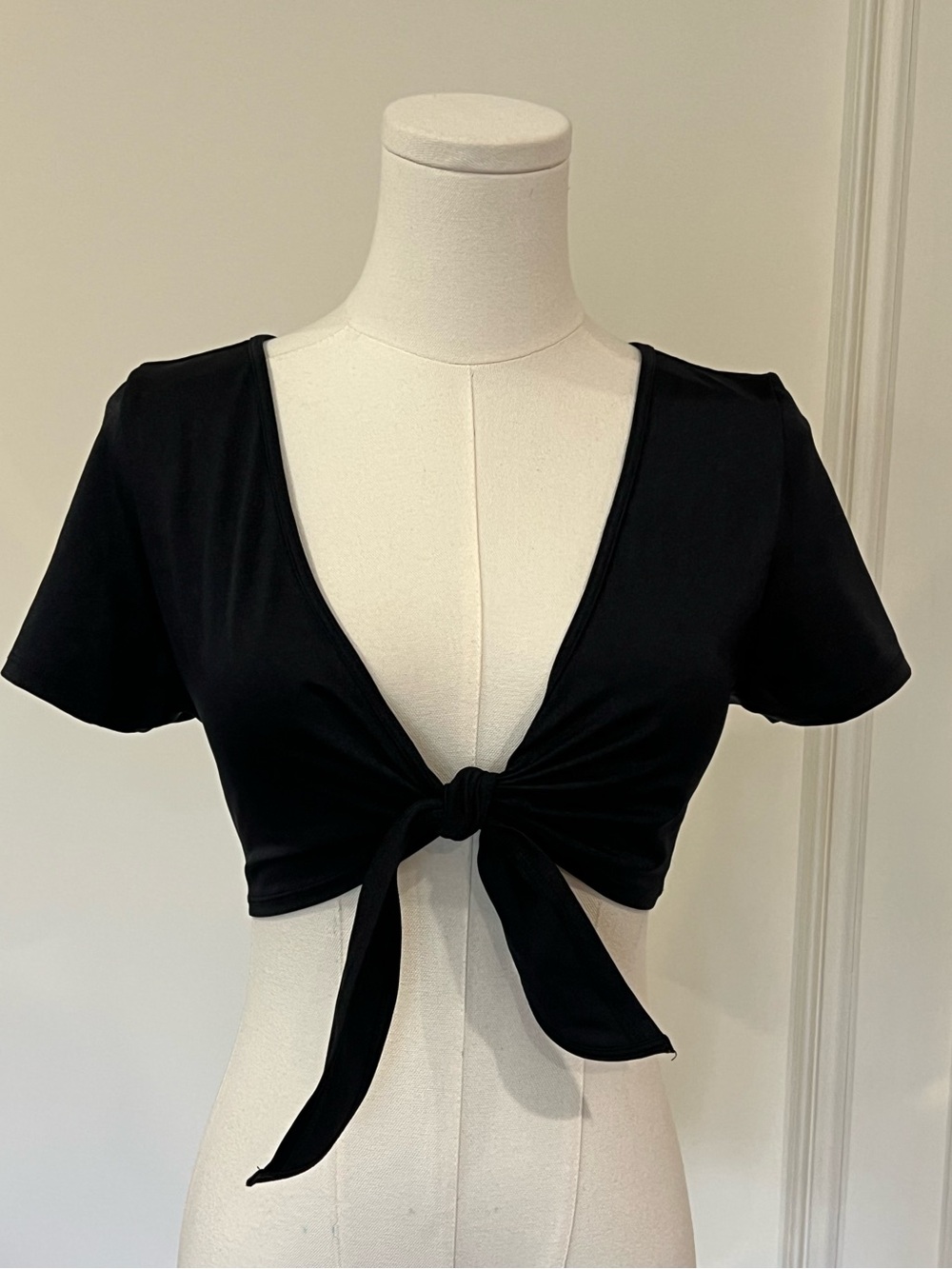 La Senza Black Tie Front Crop Top Deep V Short Sleeve Swim Top S/M